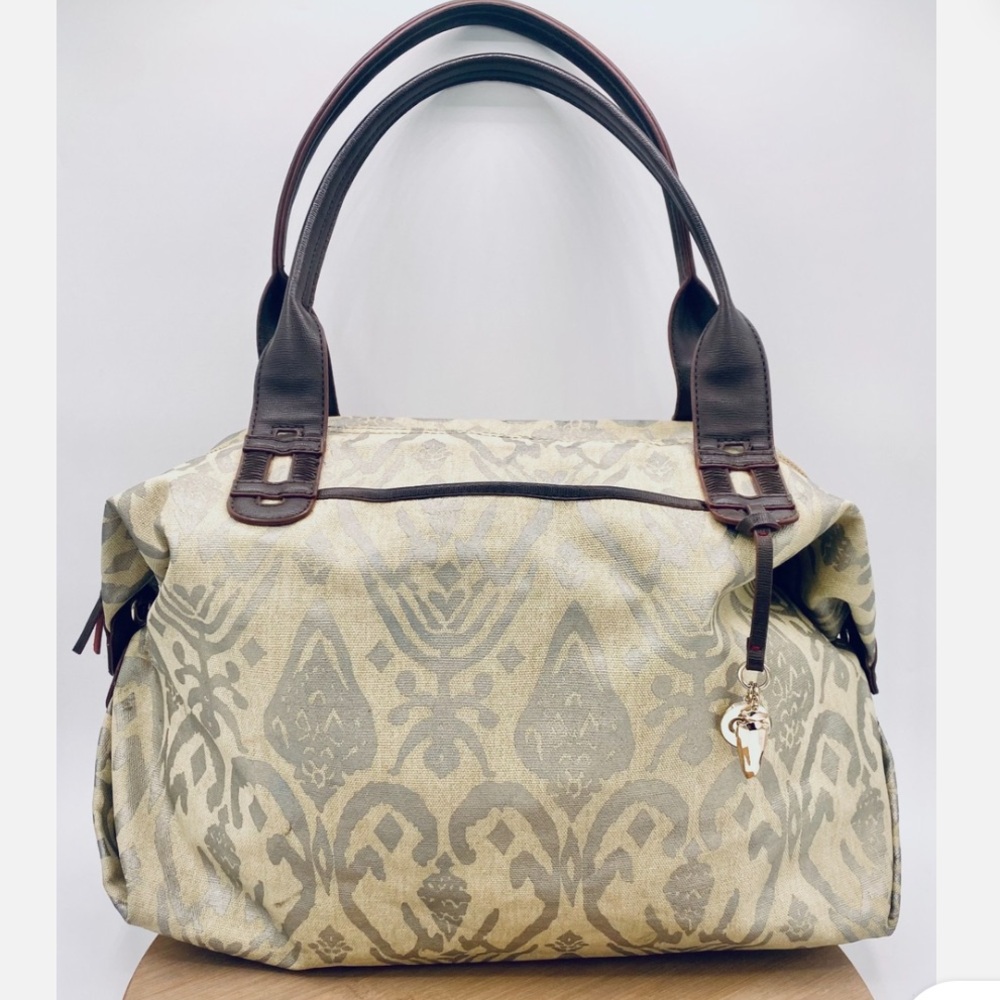 Stella & Dot “How Does She Do It?” Tote Bag
